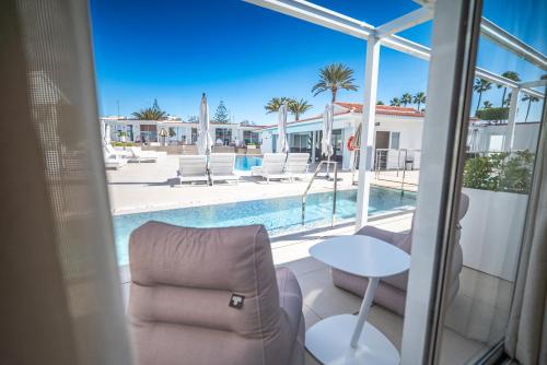 HL Miraflor Suites Hotel - main image