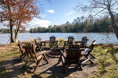 2 bed condo on Duck Lake in Eagle River - image 4
