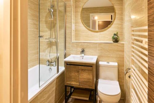 Host & Stay - Chic Townhouse by the Docks, Liverpool (Foto 4)
