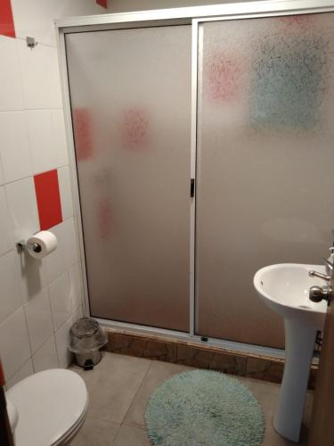 Cabaña selva Valdiviana (Cabana selva Valdiviana) in Angachilla