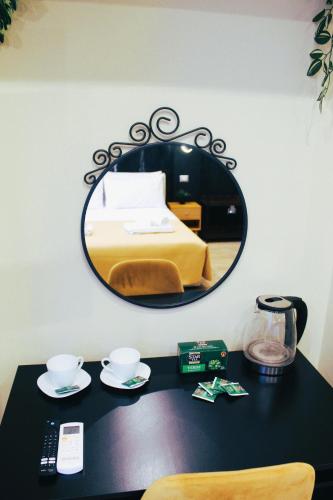 BlackWoody Contemporary Rooms - Napoli Centro Storico Via Toledo 4
