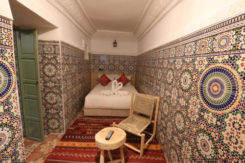 room detail thumbnail 1