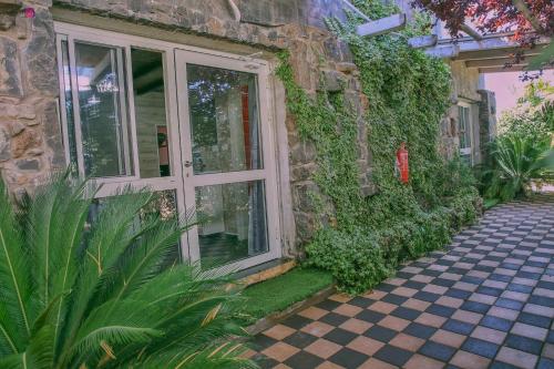 חדרי אירוח נוף לחרמון בוקעתא in Majdal Shams