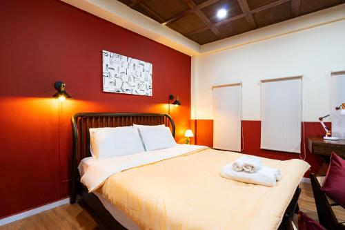 Luxhome - Bui Vien Walking Street, Хошимин