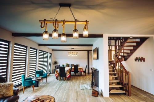 Aframe LINIȘTEA PĂDURII NĂMĂEȘTI (Aframe LINISTEA PADURII NAMAESTI) in Valea Mare Pravat