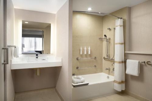 San Francisco Marriott Union Square - image 4
