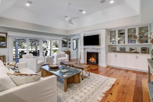 33 Marsh Creek Rd, Fernandina Beach