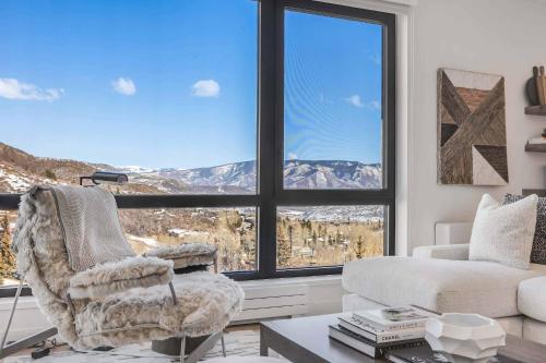 Two-Bedroom Apartment with Balcony image 7