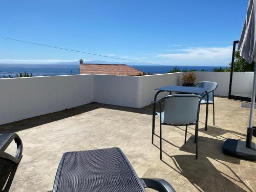 LUZZ me - Casas de Santa Bárbara (LUZZ me - Casas de Santa Barbara) in Santa Barbara