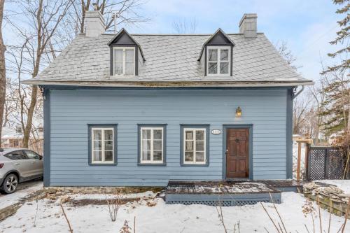Vista exterior, Initial / La petite école / Île d'Orléans (Initial / La petite ecole / Ile d'Orleans) in Ile D`orleans (QC)