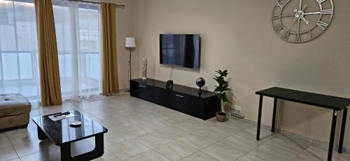 Large Apartment in Marsascala. sleeps 6, Marsaskala (zdjęcie 3)