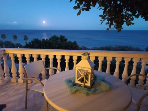 Exterior view, Pansion Koroni L'Antic in Asini