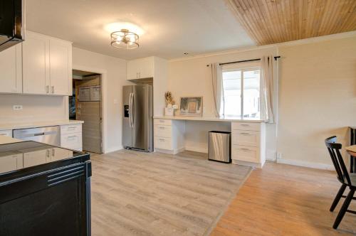 Ocean Spray Resort Cottage 12 by Grayland Beach in Grayland