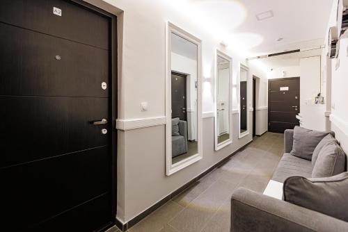 White Apartments - image 11