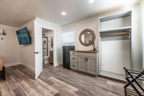 Hinman Haven Hinman Haven