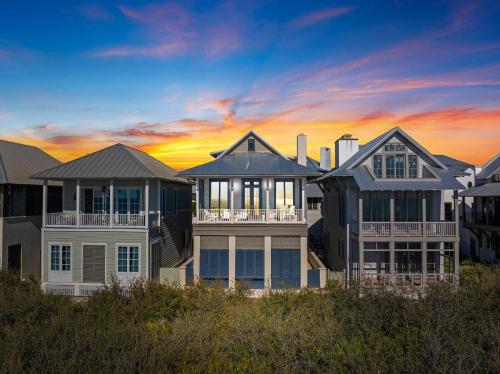 Shell Of A View Cottage And Carriage House