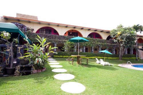 ทัศนียภาพภายนอกโรงแรม, Hotel & Motel Hacienda Jiutepec in มอกเตซูมา