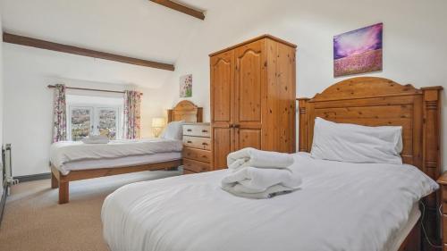 3 Bed Farm Cottage in Pontardawe