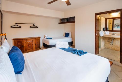 Hotel & Suites El Moro