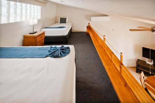 Hotel & Suites El Moro