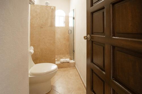 Hotel & Suites El Moro