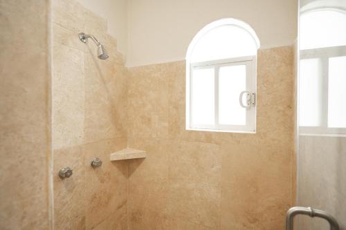 Hotel & Suites El Moro