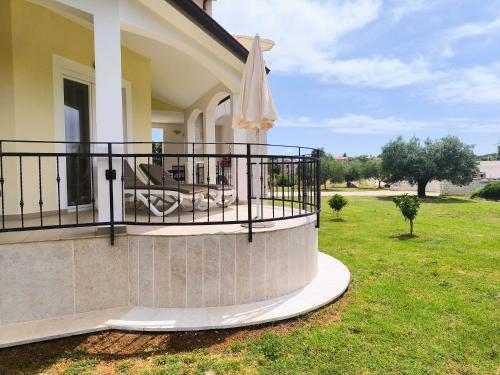 Danica & Mario Residence in Musalez