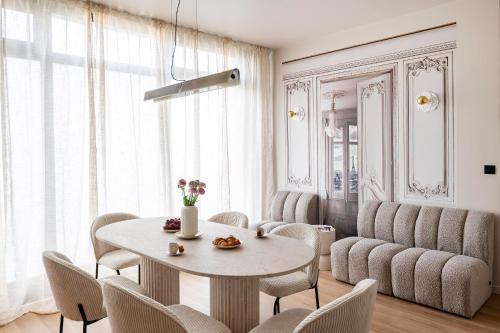 The Olympia Suite - Duke Housing