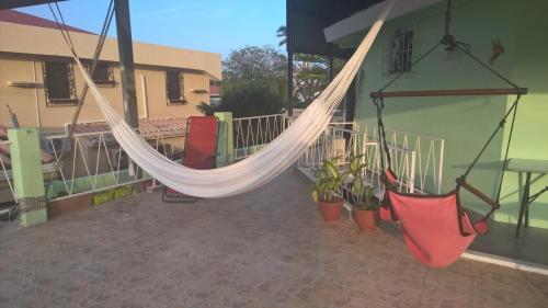 Instalaciones, The Red Hut Inn in Belice