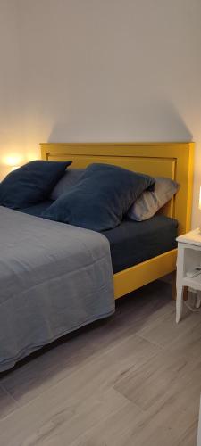Standard Queen Room image 2