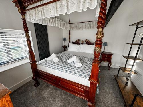 Bracken & Bramble Barn Spacious Holiday Retreat, Carlton Colville (photo 8)
