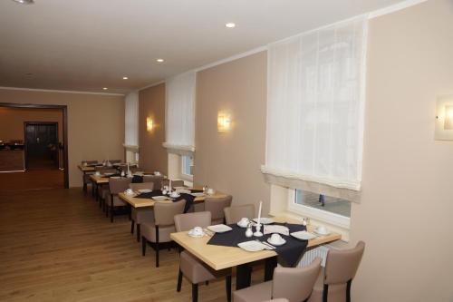 Hotel Deutsches Haus - 레스토랑
