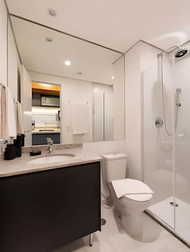 BHaus Setin Nova Republica - Studio 30m2 com Varanda - Cama Queen - Vista Incrível da Praça e Skyline 16o andar - Academia - Piscina - Lavanderia - Coworking - Portaria 24h - Em frente ao metrô - SR8, Сан-Паулу (фото 5)