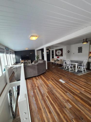 Gatliff Getaway Gatliff Getaway