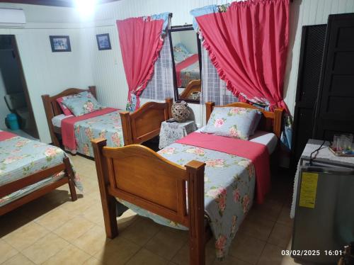 Quadruple Room image 2
