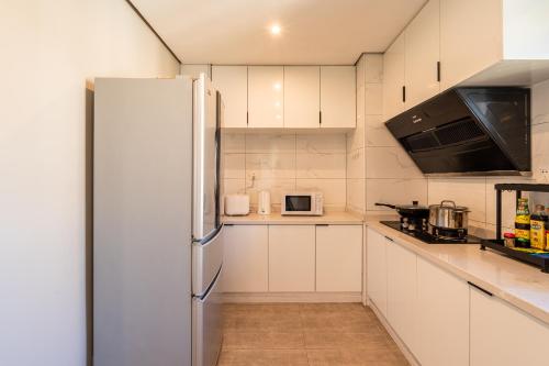 Shanghai Hills&Linghu's Grand 4BR Suite-Line 7&18,Near SNIEC, Yinghua Rd 801, Shanghai (foto 11)