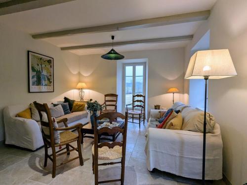 Gîte rénové campagne chic, 6 chambres pour 13 pers., jardin, terrasse, Haute-Loire - FR-1-582-527 (Gite renove campagne chic, 6 chambres pour 13 pers., jardin, terrasse, Haute-Loire - FR-1-582-527) in Saint-Berain