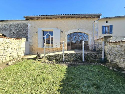 Gîte de charme avec cour enherbée, proche rivière - FR-1-616-464 gîte à louer Condat-sur-Trincou