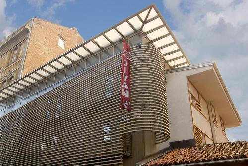 hotel photo