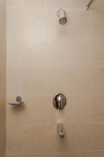 Double or Twin Room with Shower