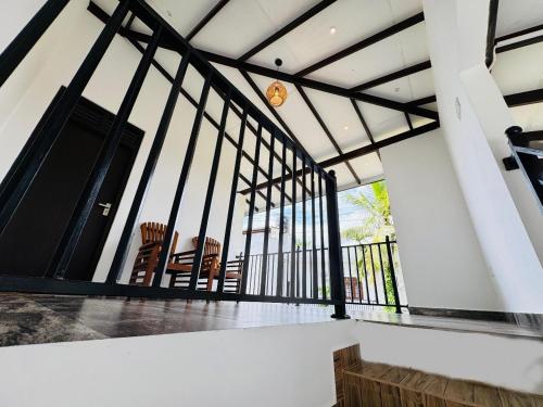 Deluxe Double Room with Balcony image 10
