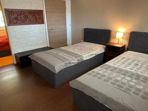 BALIKU APARTMENT 2nd floor with balcony in Felsberg, Deutschland