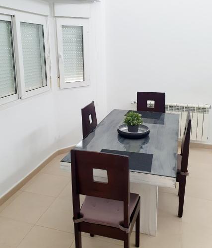 Villa mit privatem Pool, zentrumsnah, Рольдан (фото 8)