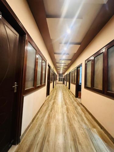 Lobby, Hotel Airport Fly Inn in Banthra Sikander Pur