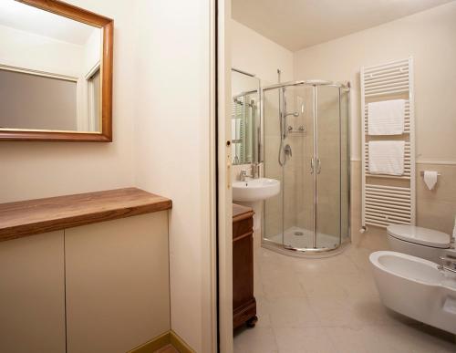 Borromeo Rooms Bed & Living – Vimercate, MD