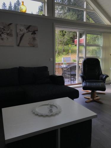 Amazing home in the heart of Nordfjordeid in 諾德卓伊戴德