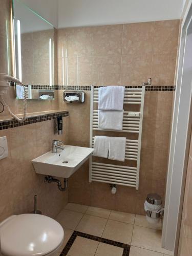 Hotel Expo Frankfurt City Centre - image 13