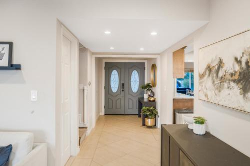 House on Hill with Great Views! in Lomita, USA