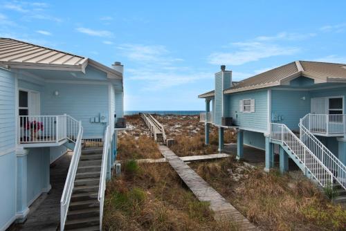 Portside Villas unit 13 - image 5