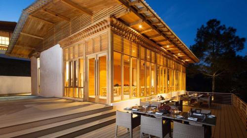 Dhensa Resort in Punakha